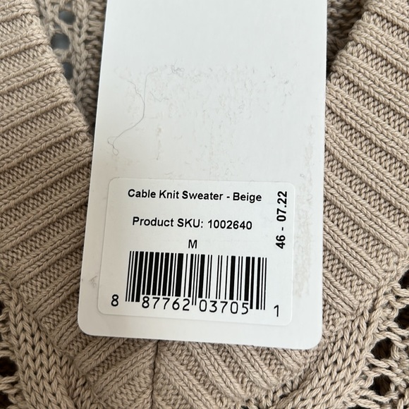 Classic Cable Knit Sweater - Picture 2 of 4